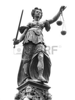 17546207-statue-de-lady-justice-justitia